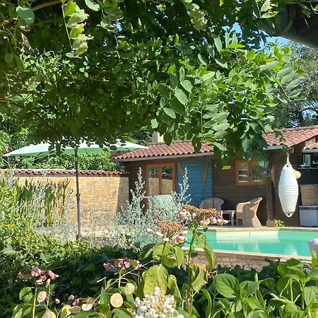 Casa de Férias Le Bon Chemin Sainte-Nathalène